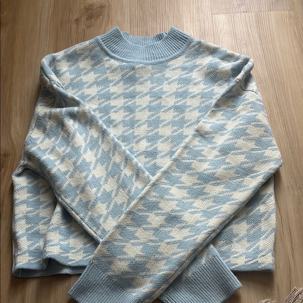 Blue and Cream Houndstooth Sweater